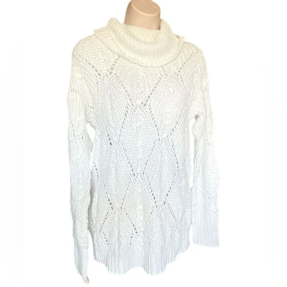 A New day sweater top knit in white silver